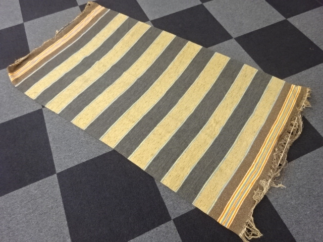 アンティーク　トライバルラグ